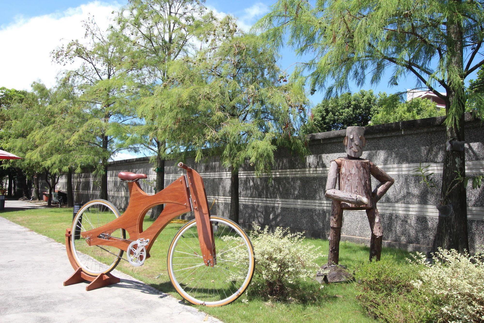 Yilan Pine Villa Homestay Luodong Extérieur photo