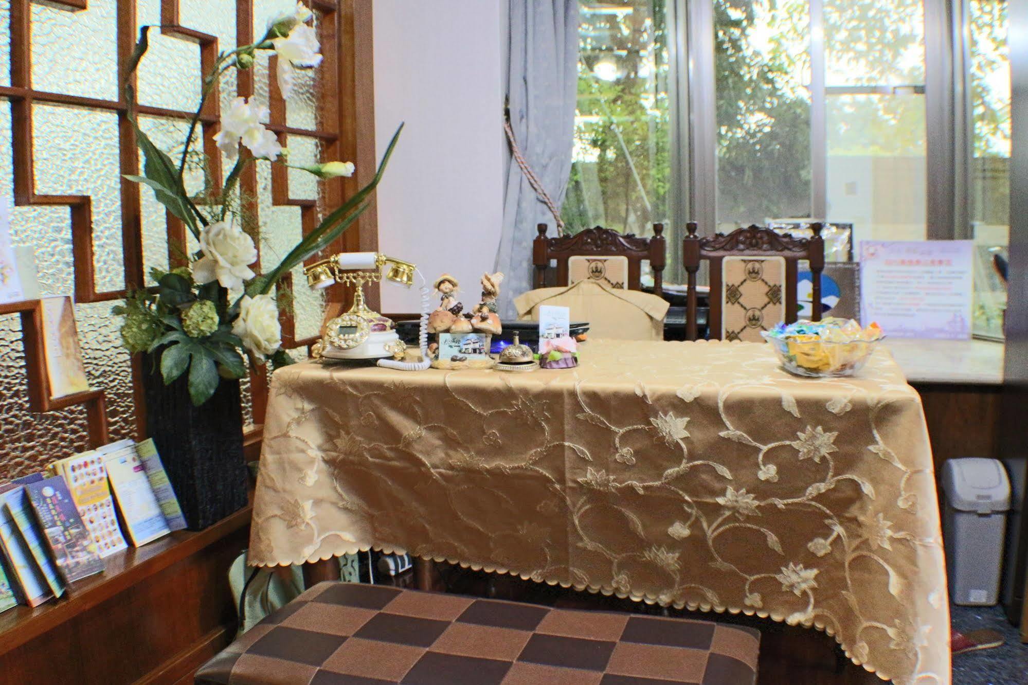 Yilan Pine Villa Homestay Luodong Extérieur photo