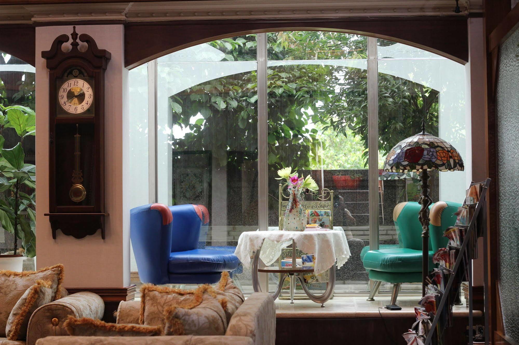 Yilan Pine Villa Homestay Luodong Extérieur photo