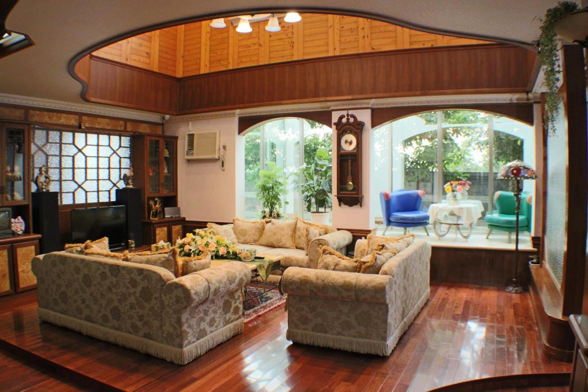 Yilan Pine Villa Homestay Luodong Extérieur photo