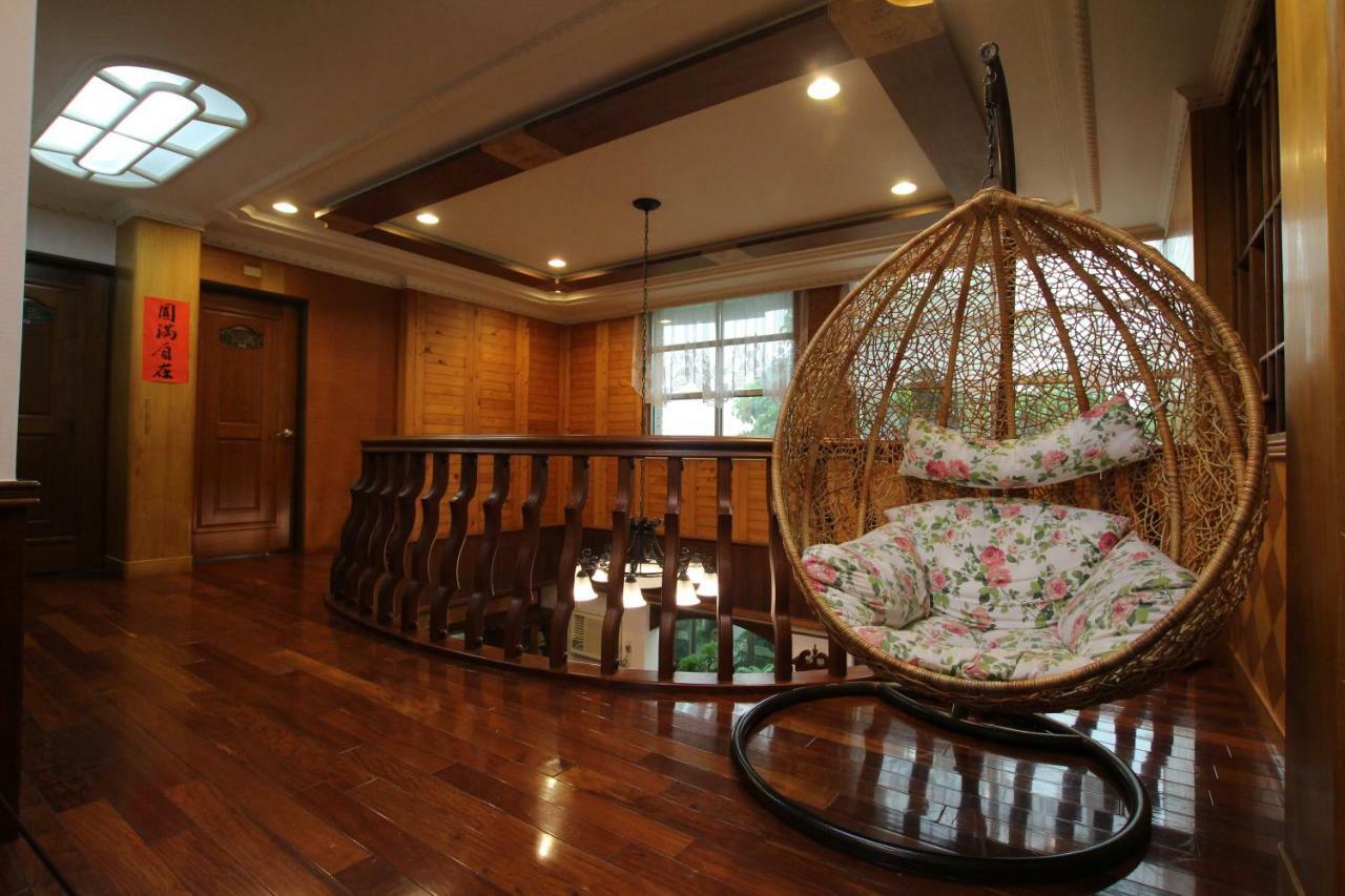 Yilan Pine Villa Homestay Luodong Extérieur photo