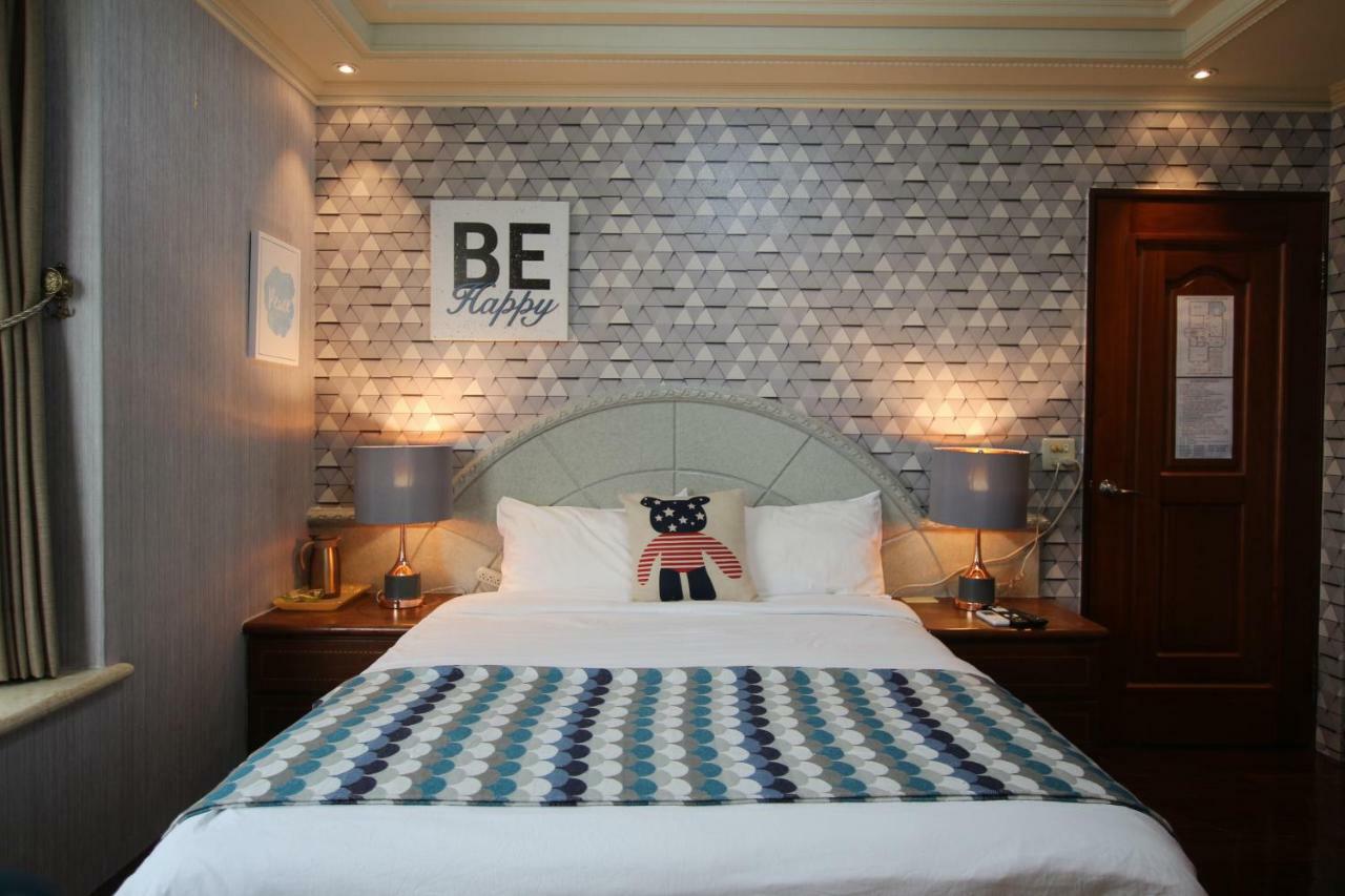 Yilan Pine Villa Homestay Luodong Extérieur photo