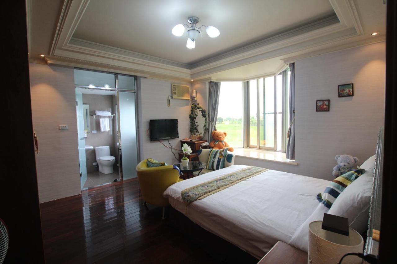 Yilan Pine Villa Homestay Luodong Extérieur photo